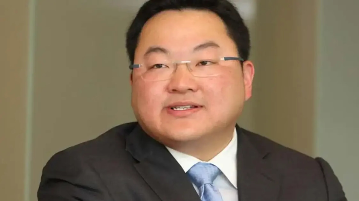 Malaysia Won't Waiver on Jho Low Pursuit Regardless of US Pardon, Anwar Declares