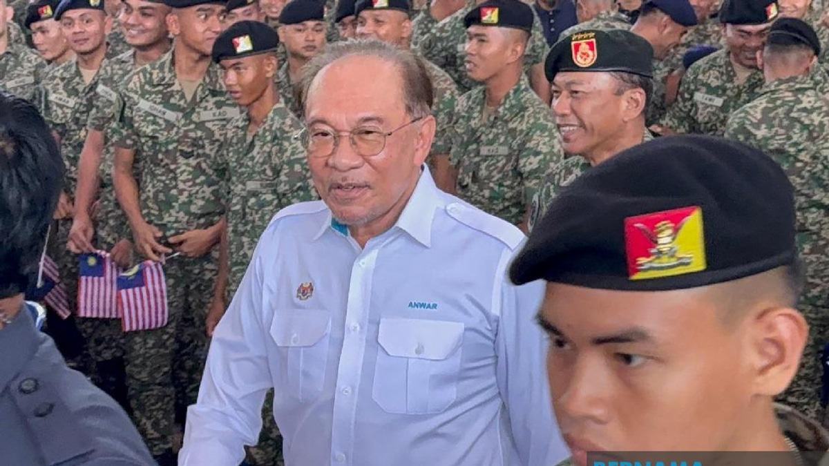 Public Trust is Sacred, PM Anwar Warns on FELDA Collapse and Governance Failures