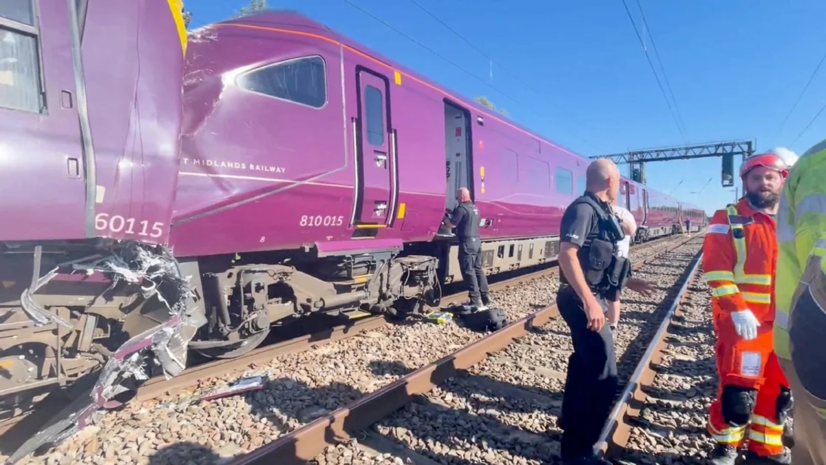 One Dead, Dozens Injured in Major UK Train Collision