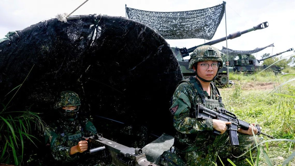 Taiwan Ramps Up Military Drills with Focus on Adaptive Command and Civilian Resilience