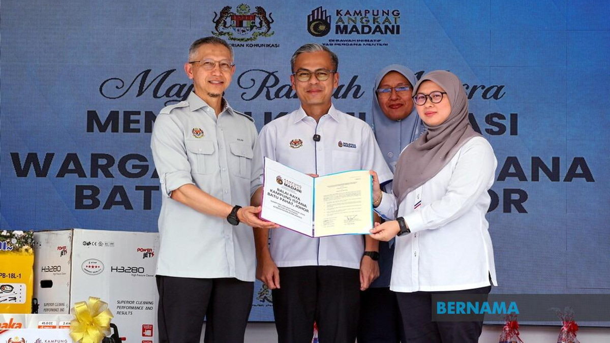 Johor Election About State's Future, Not Individual Politicians, Says Fahmi