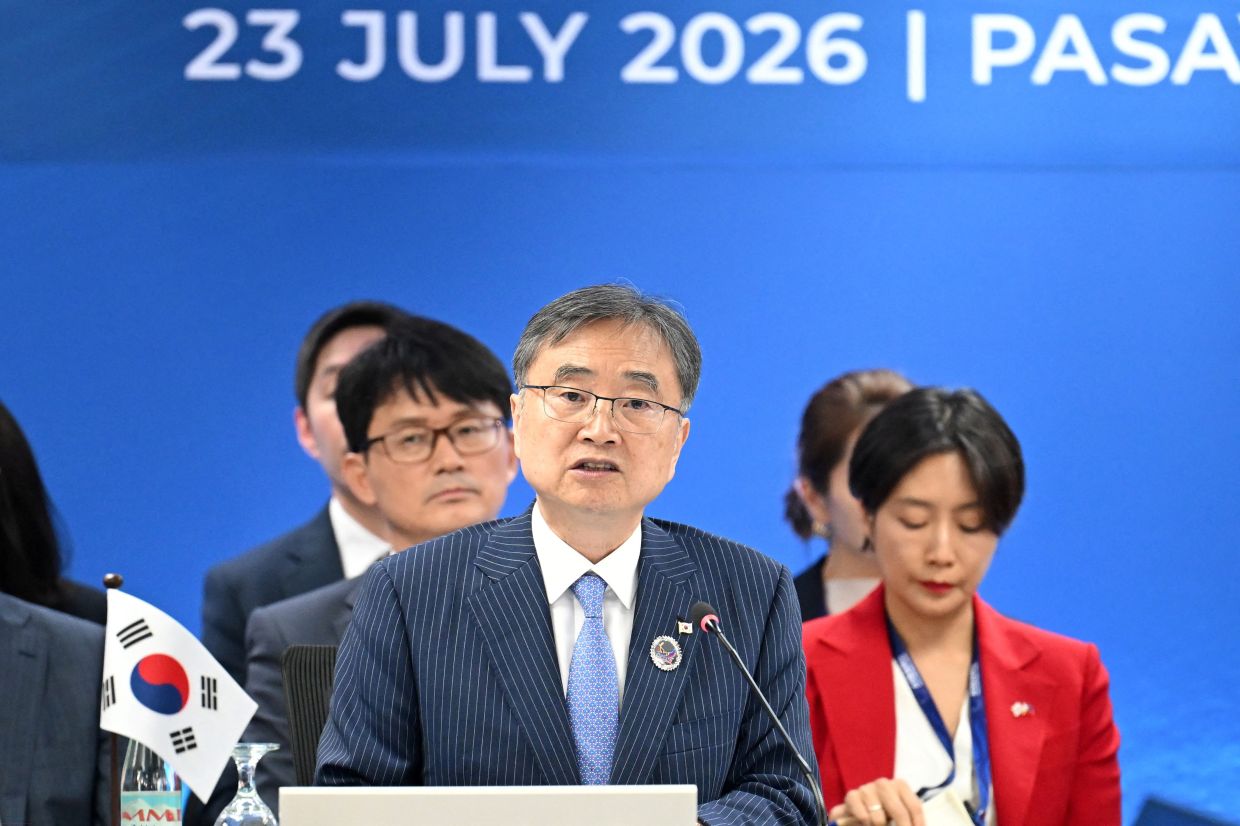 South Korea's divided approach to North Korea threatens fragile engagement efforts