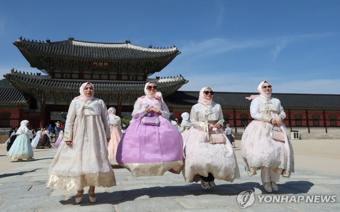 South Korea Tightens Tourism Rules with Steep Penalties for Price Gouging