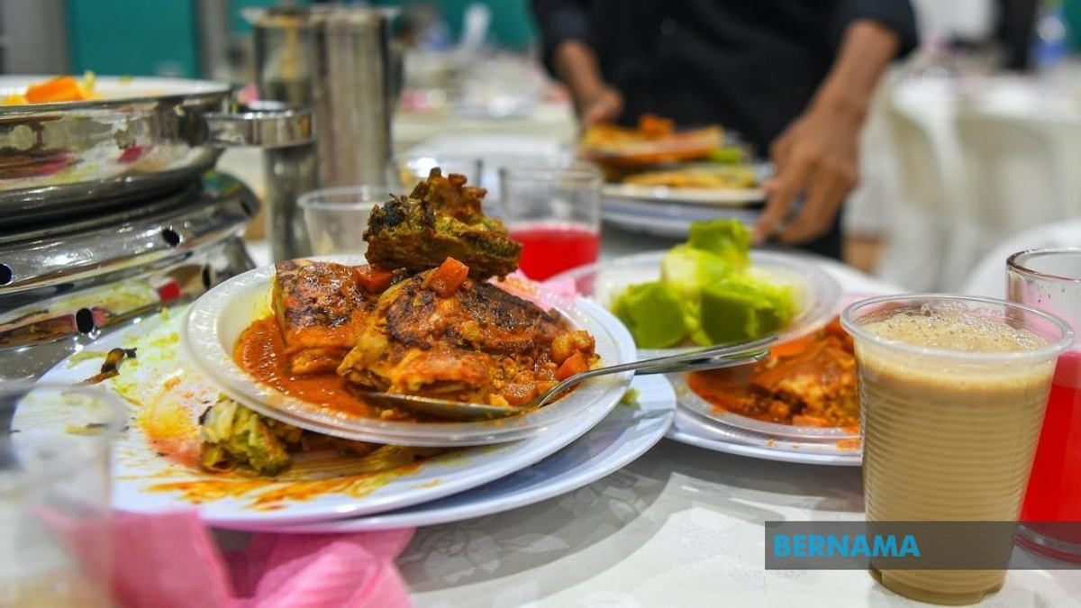 Malaysia's Rising Food Waste Problem Tied to Affluence and Consumer Culture
