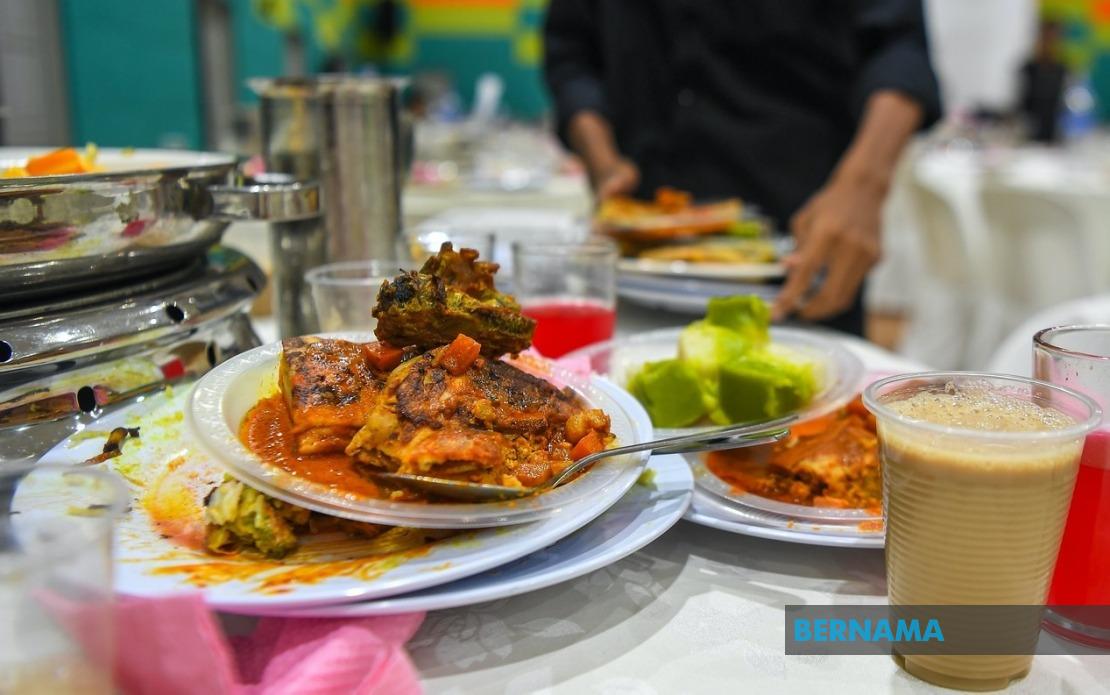 Malaysia's Rising Food Waste Problem Tied to Affluence and Consumer Culture
