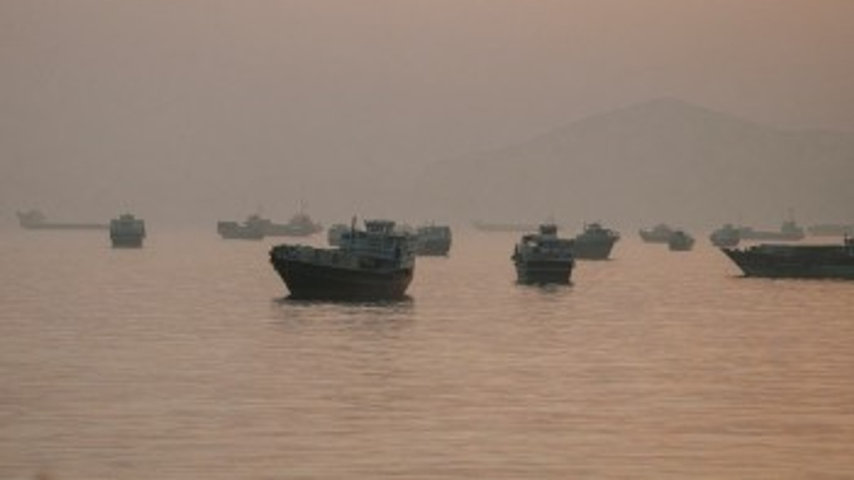 Malaysia Must Brace for Economic Shocks From Hormuz Strait Tensions, Says Economy Minister