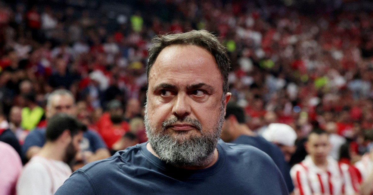 Nottingham Forest Owner Marinakis Takes Legal Action Against Crystal Palace Over Supporter Banner
