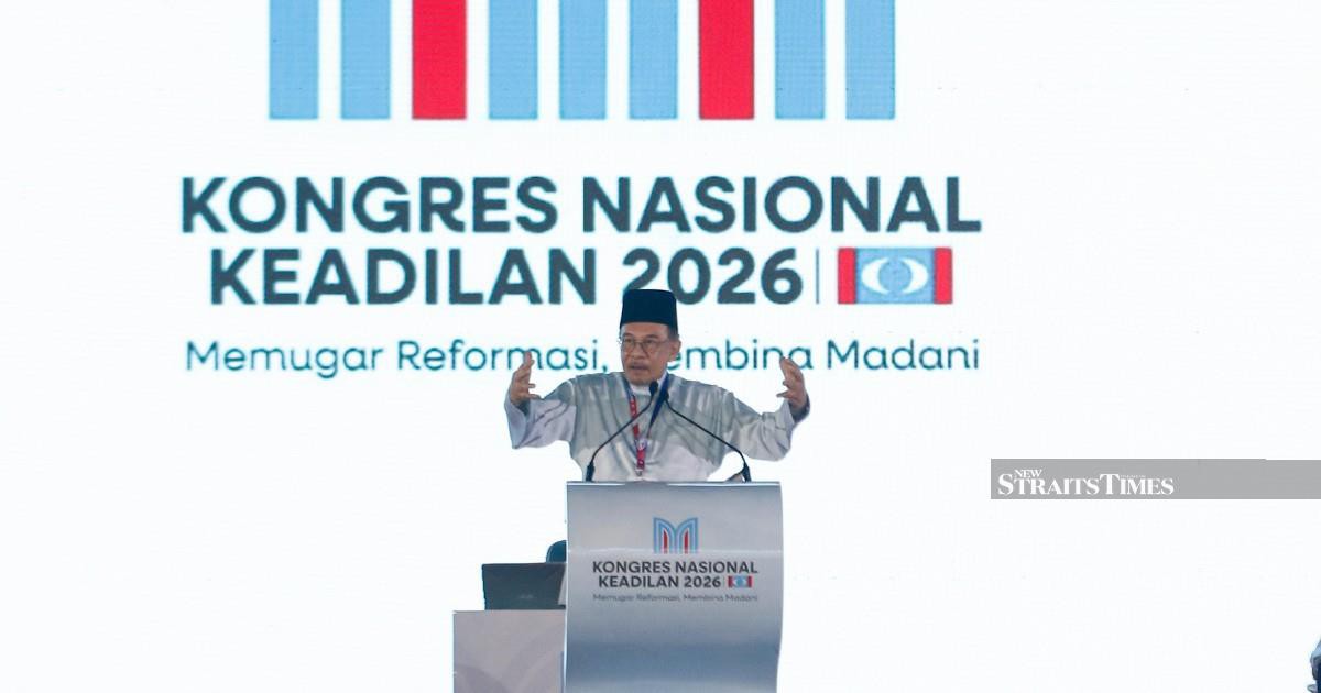 Malaysia to Scrap 1971 Universities Act, Anwar Signals Education Overhaul