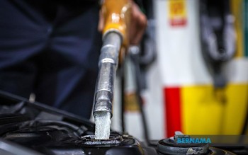 Malaysia's Fuel Subsidies Could Exceed RM3.5 Billion Monthly If Oil Stays Near US$90