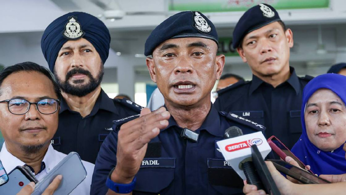 A Dozen Men Arrested After Violent Clash at Viva Home Parking Complex in Cheras