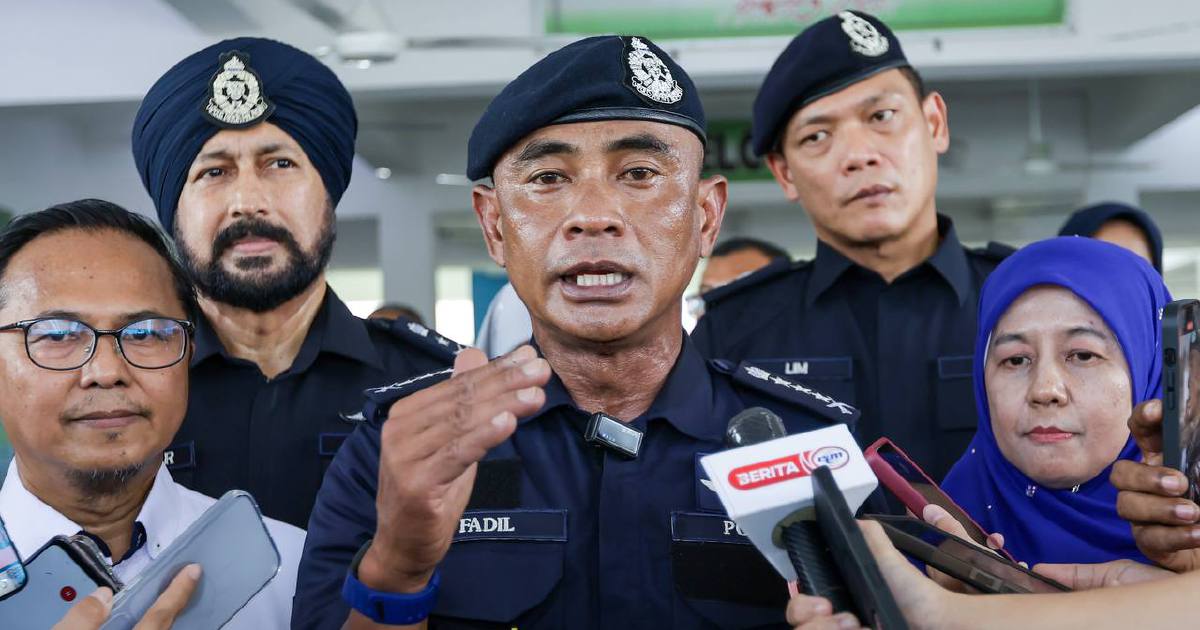 A Dozen Men Arrested After Violent Clash at Viva Home Parking Complex in Cheras