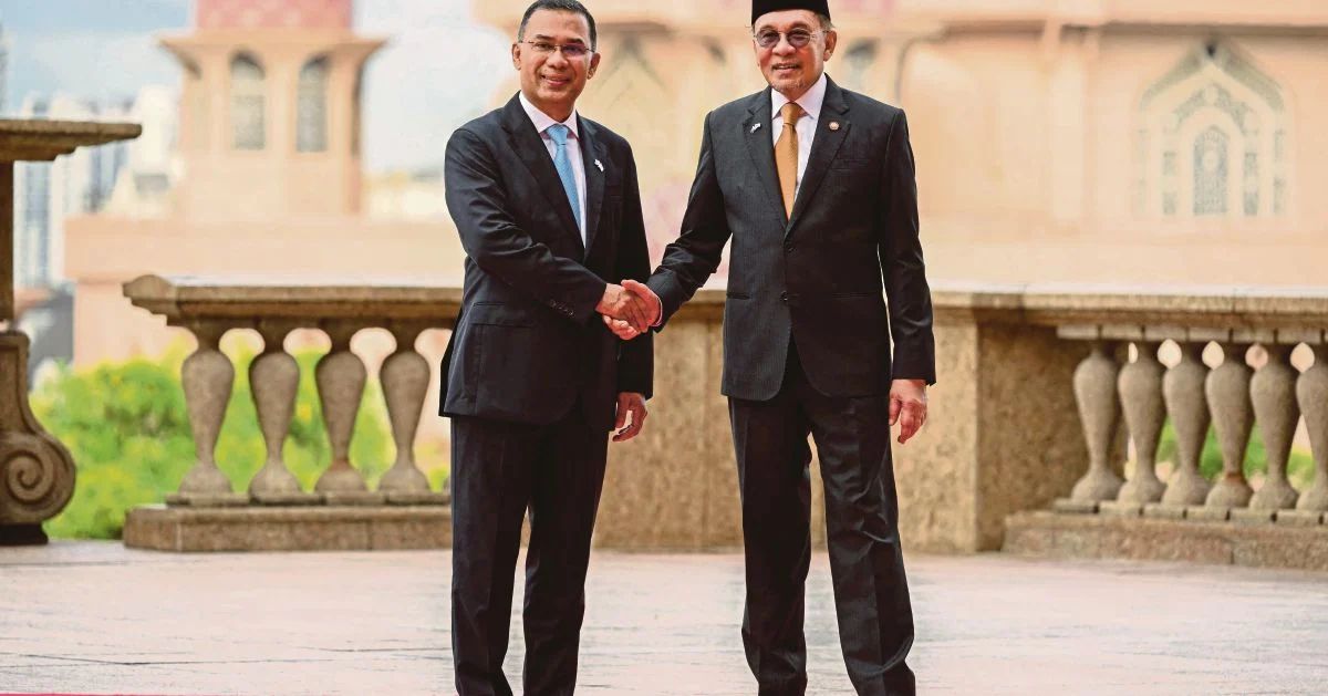 Bangladesh premier pledges closer ties with Malaysia following inaugural state visit
