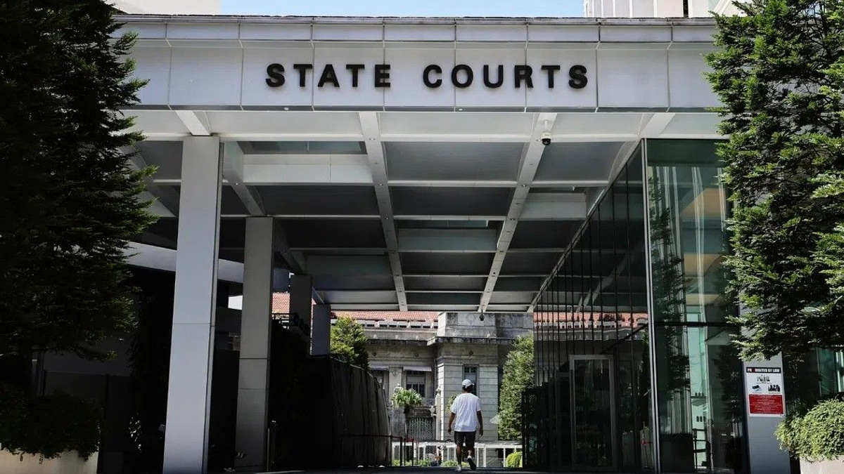 Singapore Driver Faces Death Charge After Pump Attendant Struck During Reversing Incident