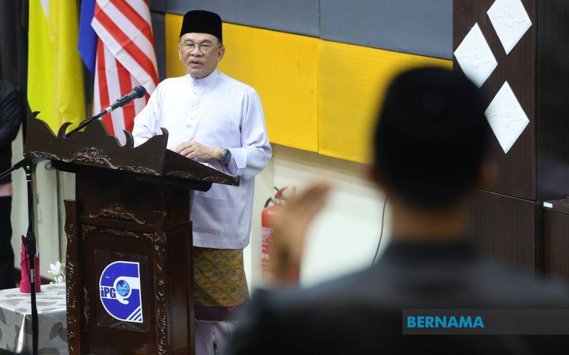 Malaysia Must Develop Teachers Fluent in Tech Yet Grounded in Values, Says PM Anwar