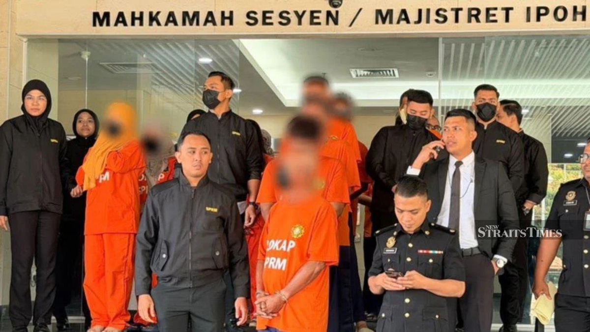MACC Detains 13 Suspects Including Current and Former Agency Directors in RM2.5 Million Bribery Investigation
