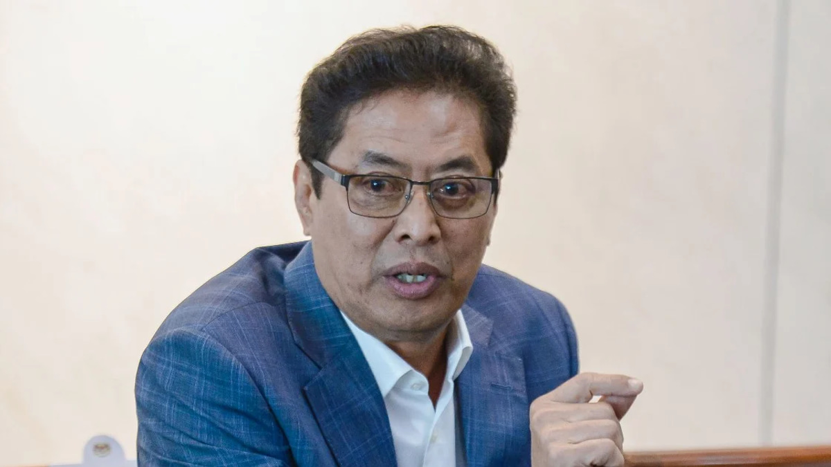 MPs demand transparency over Azam Baki shareholding probe