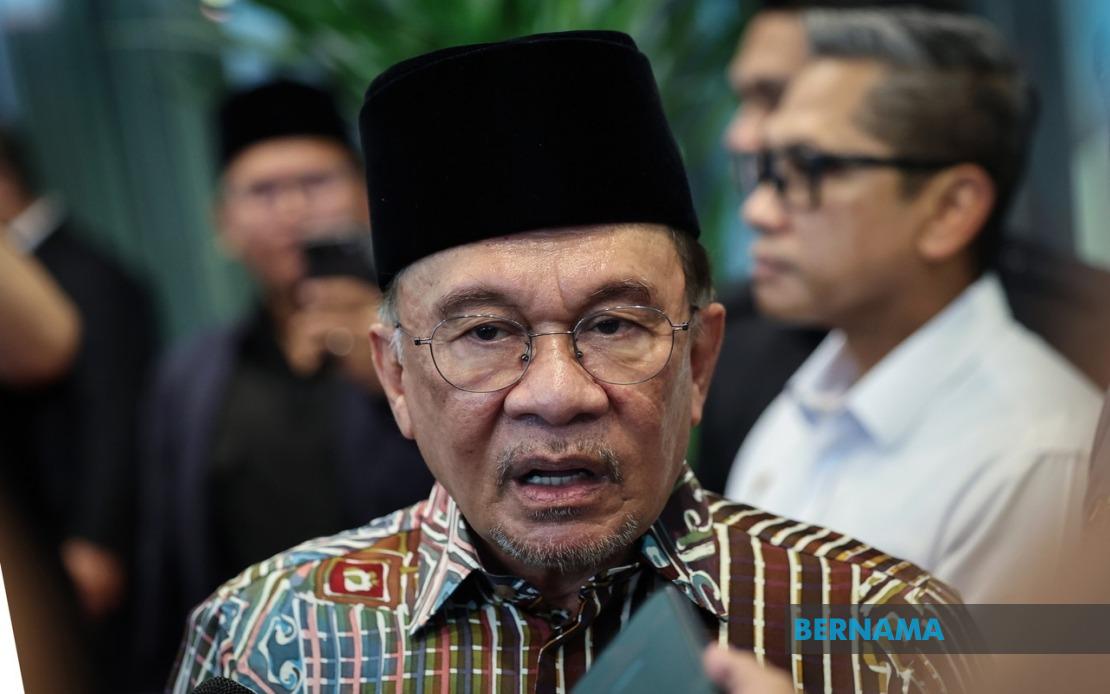 Government Takes Firm Stance on Refugee Protests, Says PM Anwar