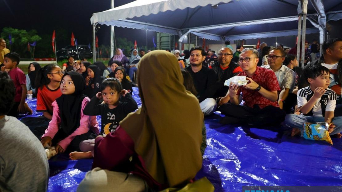 Wayang Pacak: Malaysia's Mobile Cinema Bridges Urban-Rural Divide and Gathers Policy Feedback