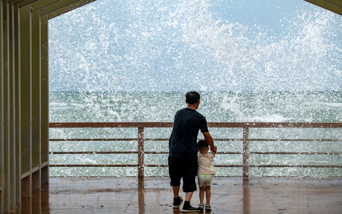 Typhoon Maysak Batters Hainan, Shutting Down Transport Networks Across South China