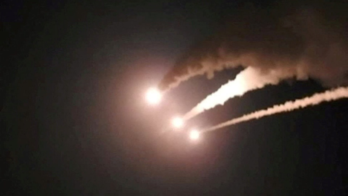 Iran Warns All US Regional Bases Are 'Legitimate Targets' Amid Ceasefire Breakdown