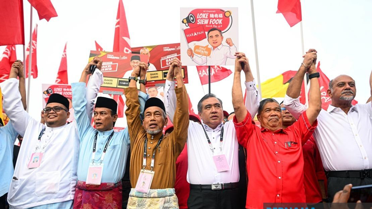 Anthony Loke Set for Straight Fight Against BN's Siow Kong Choon in Chennah Seat