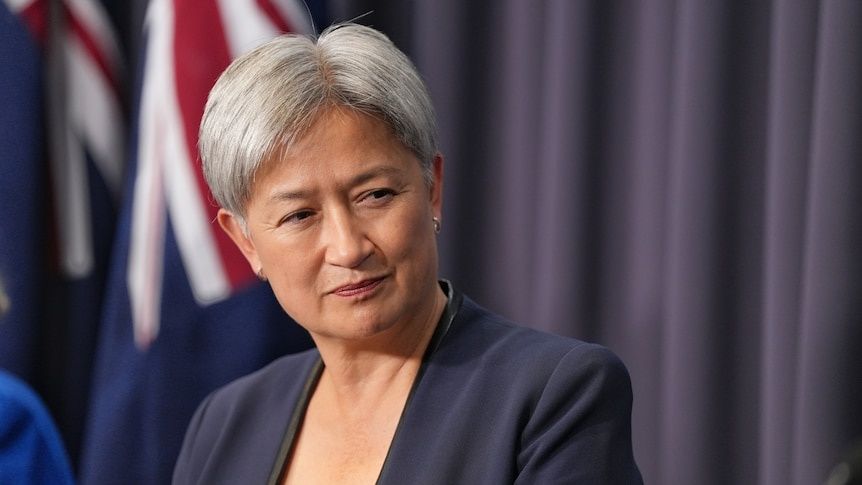 Australia's Foreign Minister Defends Multiculturalism Against Rising Far-Right Tide