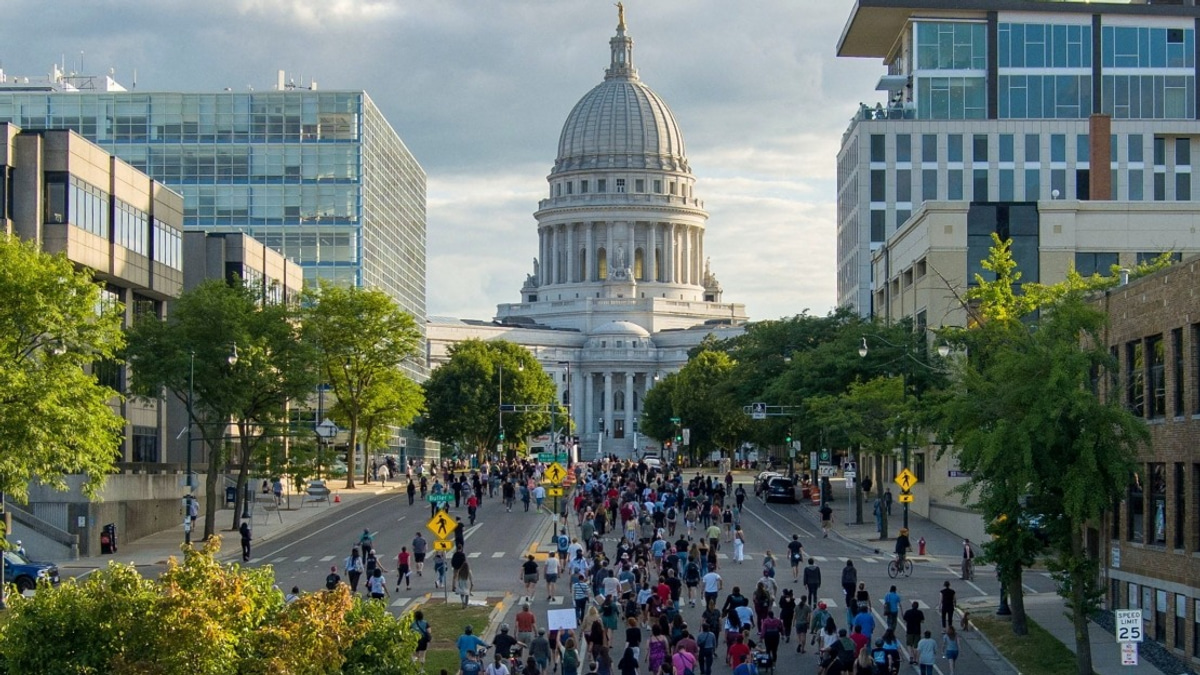 Police Shooting in Wisconsin Triggers Public Anger as Video Emerges