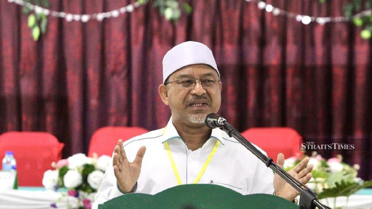 Kelantan MB lauds BN-PN coalition as model for Peninsular politics