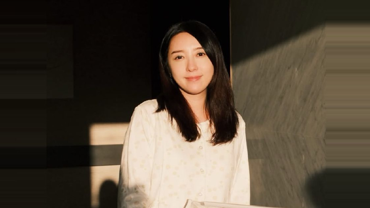 Taiwanese actress Wu Xiong detained at Japanese airport over alleged damage to ancient temple treasure