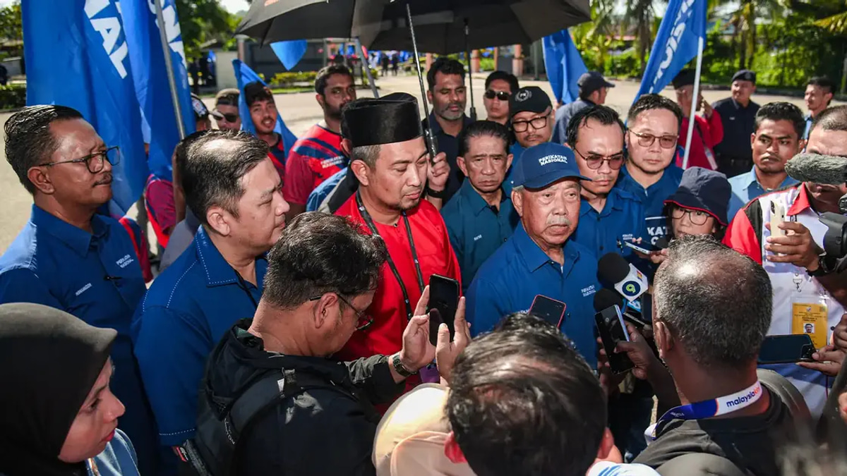Muhyiddin Charts Path for PN State Government Victories, Signals Muda Alignment