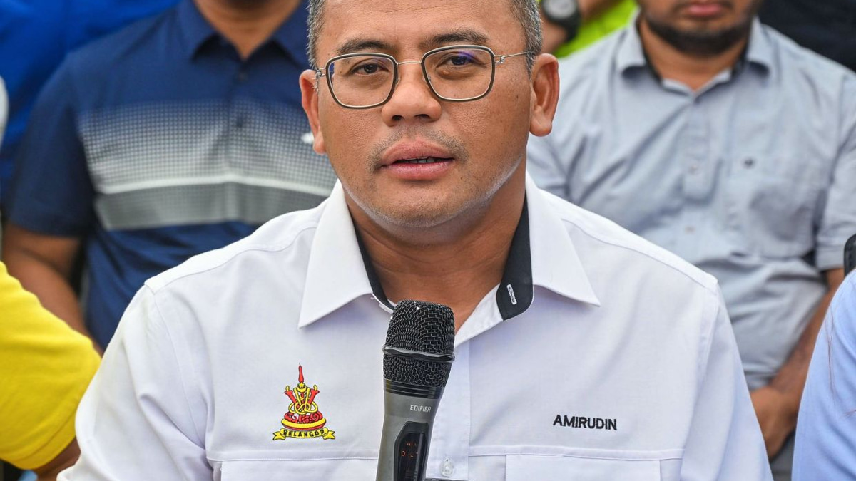 Selangor Speaker has authority to weigh in on assemblyman's status, says MB Amirudin