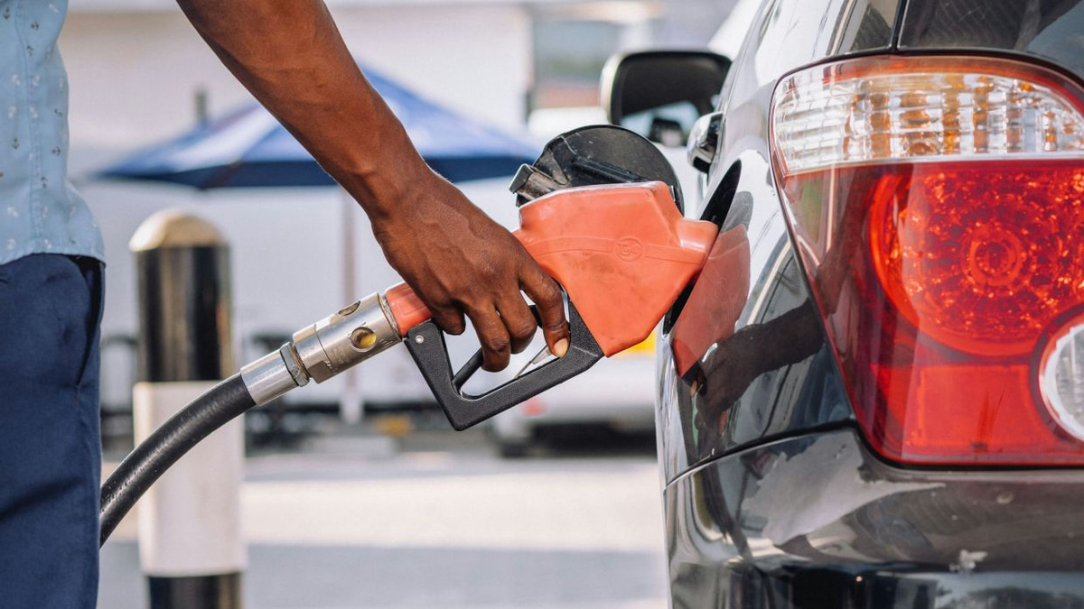 US Petrol Giants Face Lawsuit Over AI Price-Fixing in California