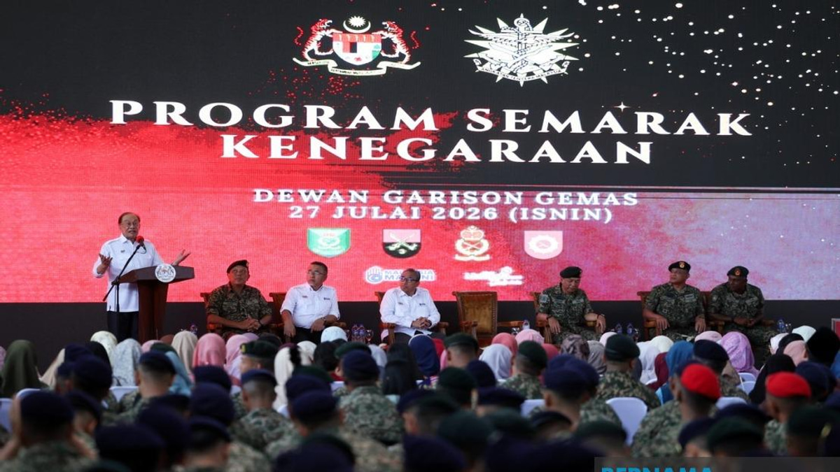 Malaysia's Stability and Royal Relations Key to F1 Grand Prix Selection, Says Anwar