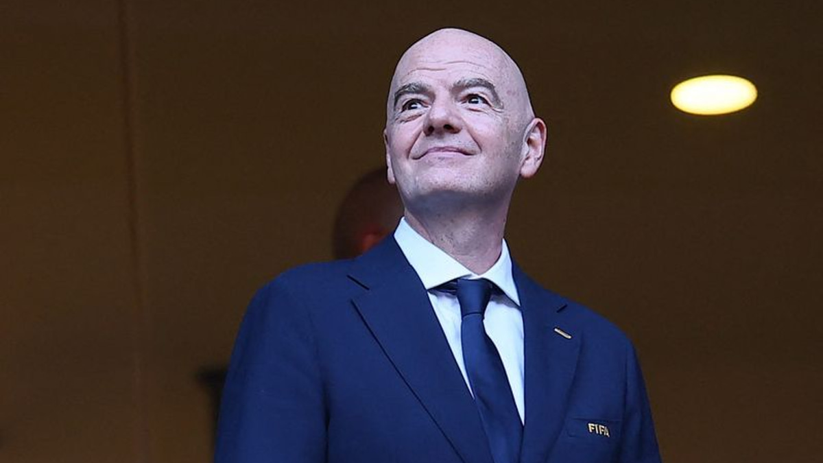 Infantino's Power Crumbles as FIFA Confederations Unite Against Reelection Bid
