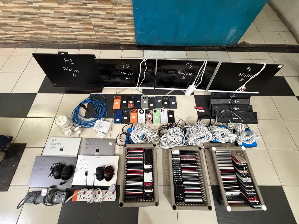 Perak Police Dismantle Major Online Fraud Network, Detain 18 Chinese Nationals