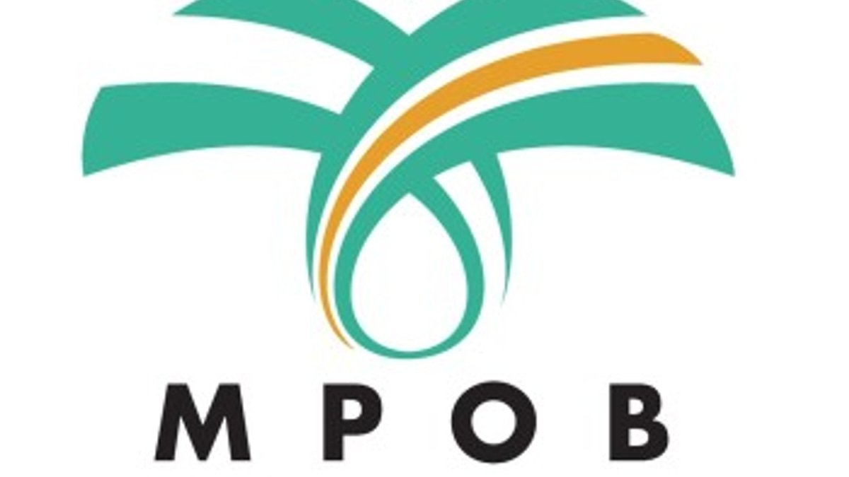 Johor Palm Farmer Turns RM15,000 Grant Into RM126,000 Windfall Through Duck Farming