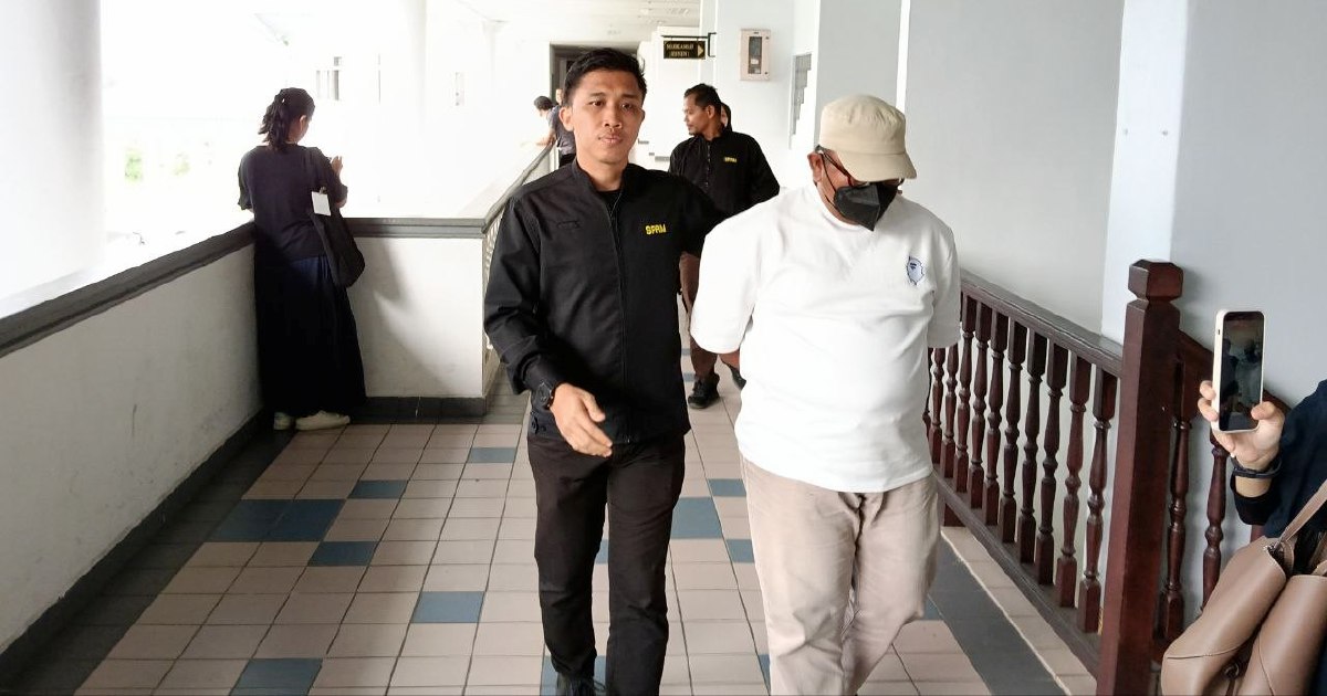 Immigration Officer Faces Seven Bribery Charges Over RM1,950 Payments from Restaurant Operator