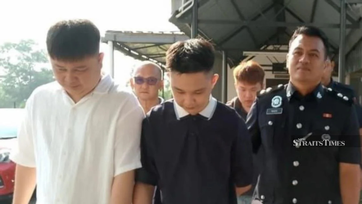 Four People, Including Two Brothers, Deny Operating Illegal Online Gambling Network