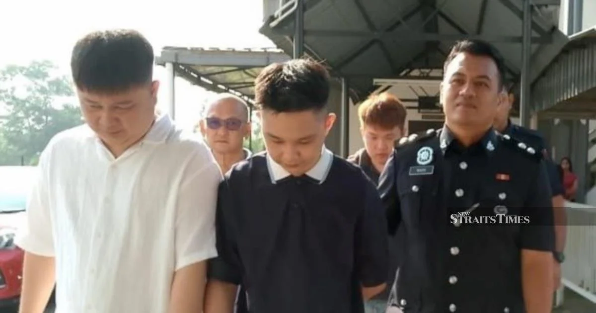 Four People, Including Two Brothers, Deny Operating Illegal Online Gambling Network
