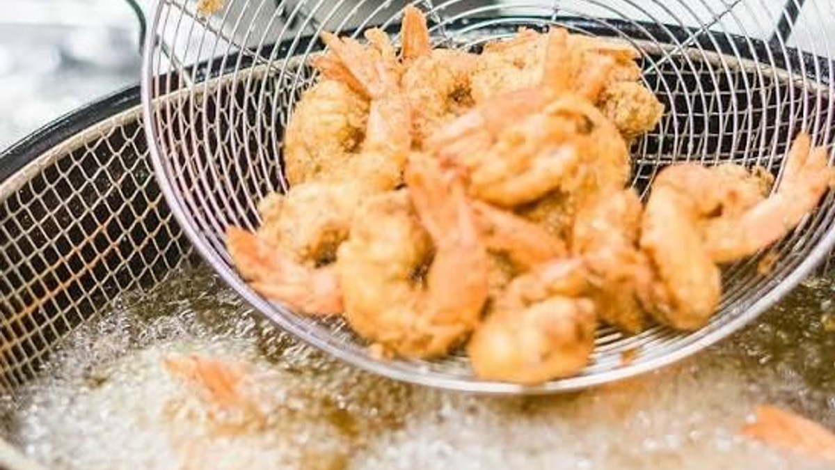 Taiwan prosecutes 15 people and four firms in major cooking oil contamination scandal