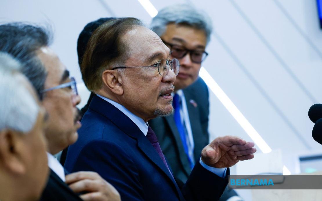 Anwar's Russia Mission Secures Long-term Energy Supplies, Expands Regional Ties