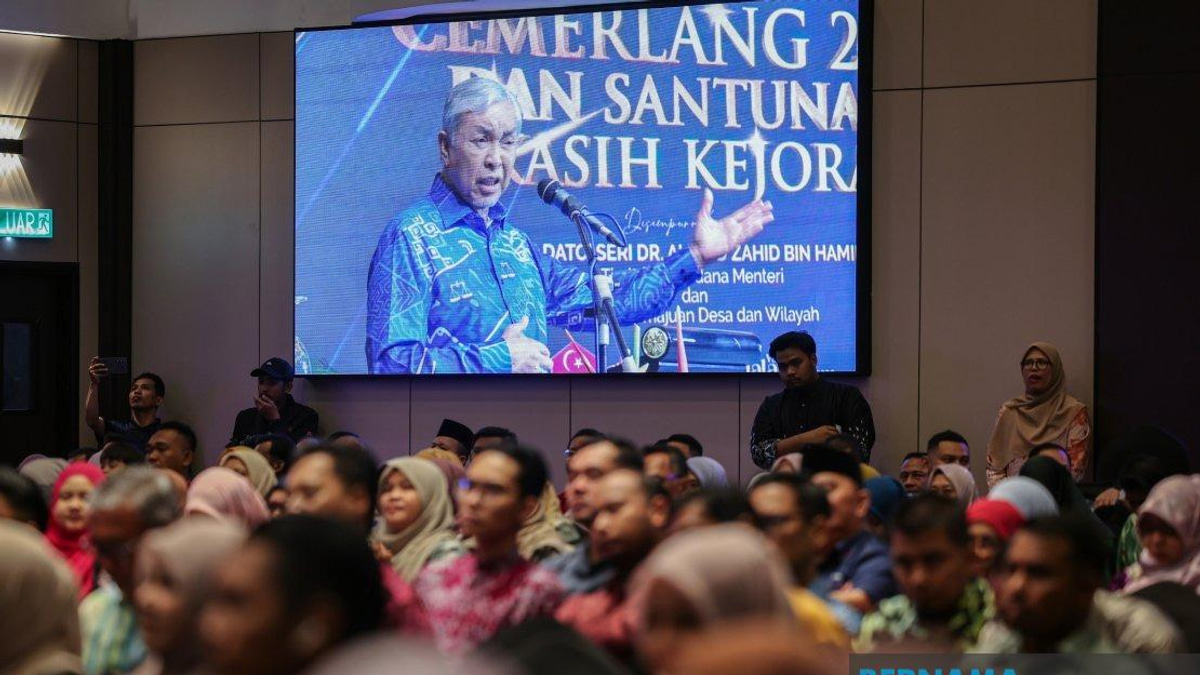 BN's Campaign Momentum Intact, Says Zahid Ahead of Johor Polls