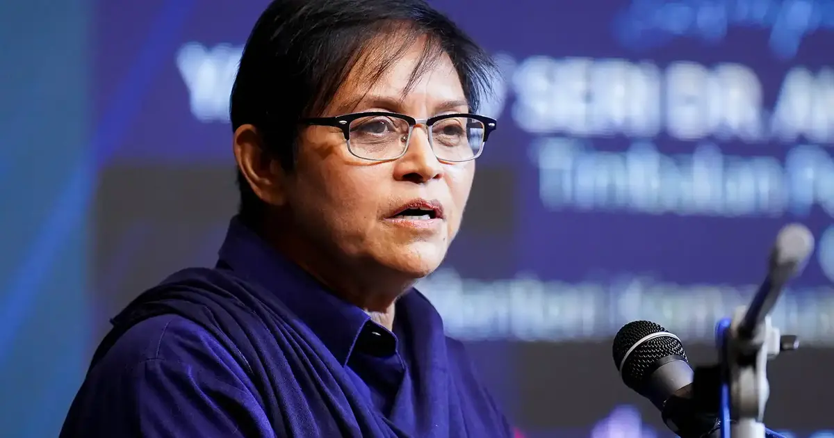 Malaysia is a permanent home, not a transit point, Azalina tells Perikatan