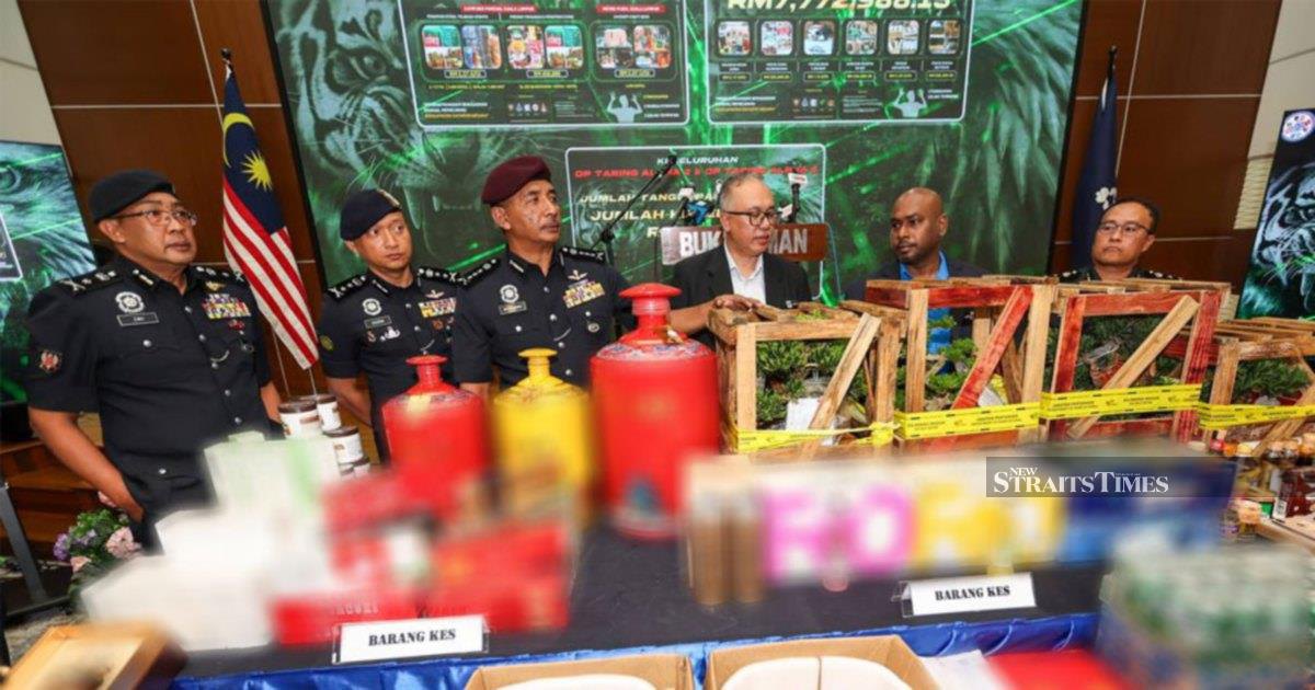 Police smash two smuggling rings, arrest five with RM12.8 million haul