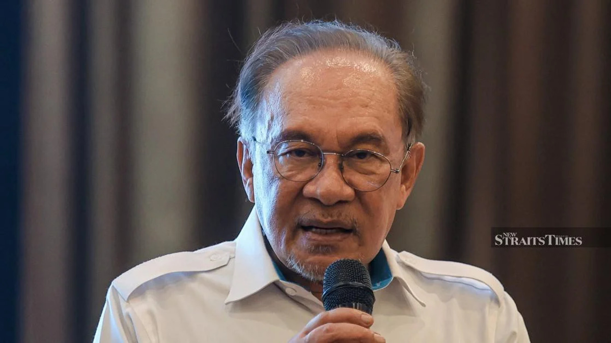Anwar Condemns Political Exploitation of Racial Sentiment for Personal Gain