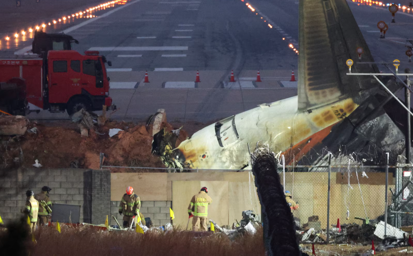 South Korean police raid airports authority and transport ministry over Jeju Air disaster
