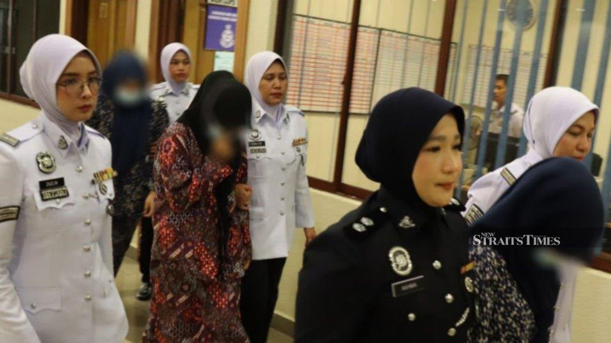 Three charged for 'Superman' motorcycle stunts on Kuantan Bypass