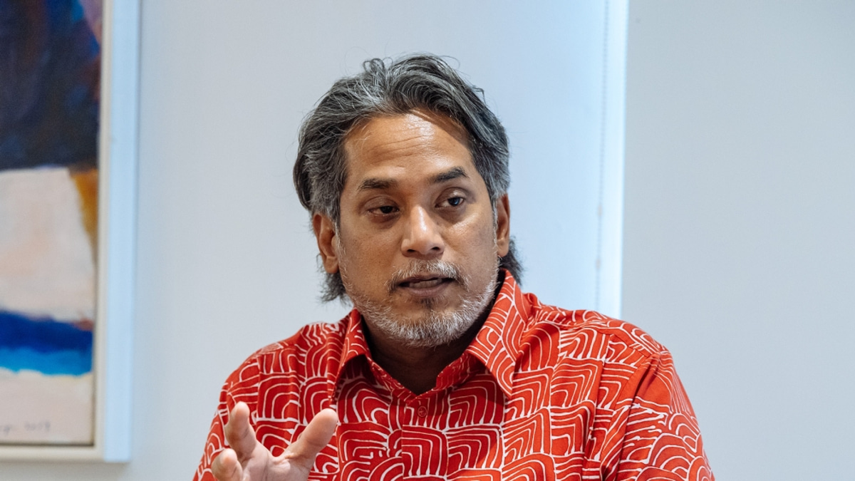 Khairy's Political Resurgence: Can the Former Youth Leader Revive His Career in Rembau?