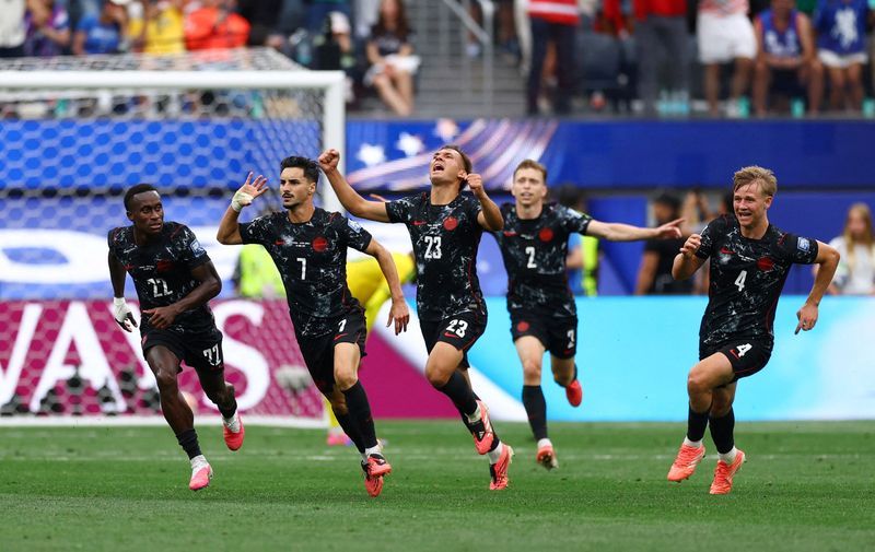 Eustaquio's Late Goal Sends Canada Into World Cup Quarter-Finals for First Time