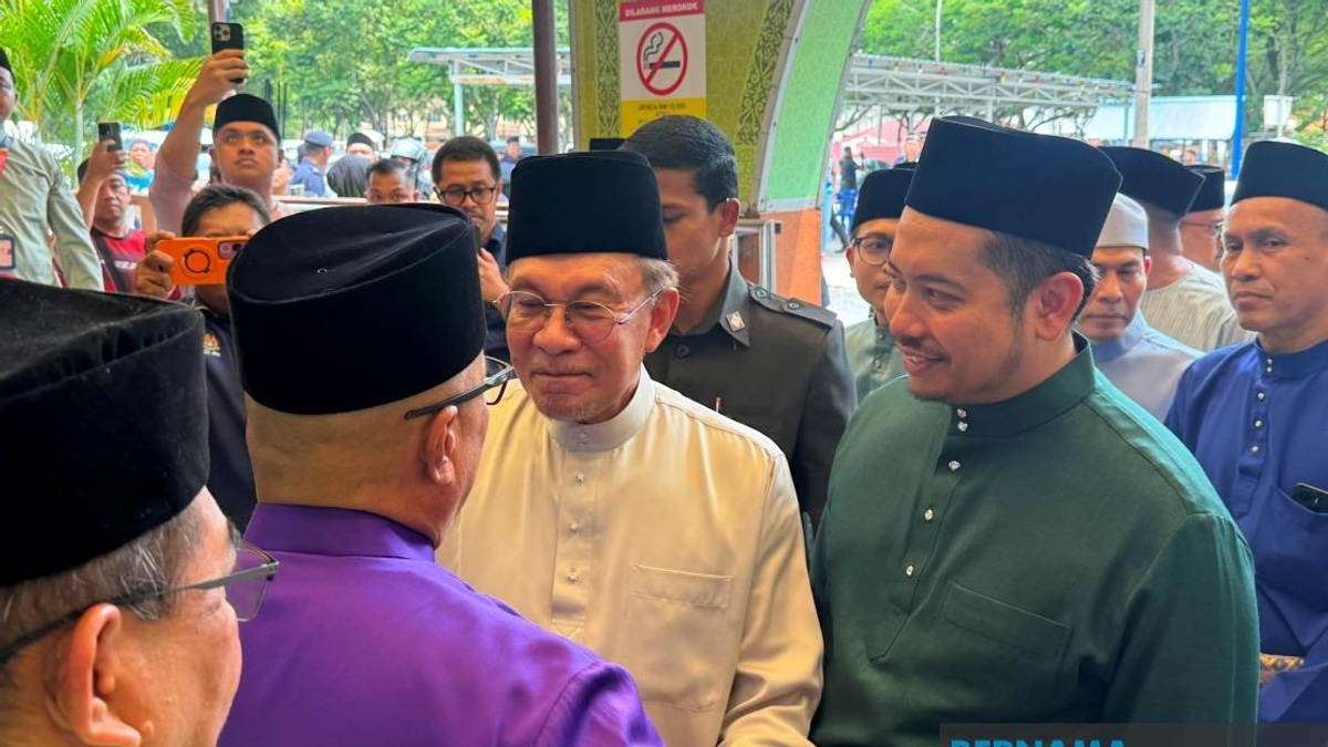 Azam Baki's NFCC Role Independent of Former MACC Position, Says PM Anwar